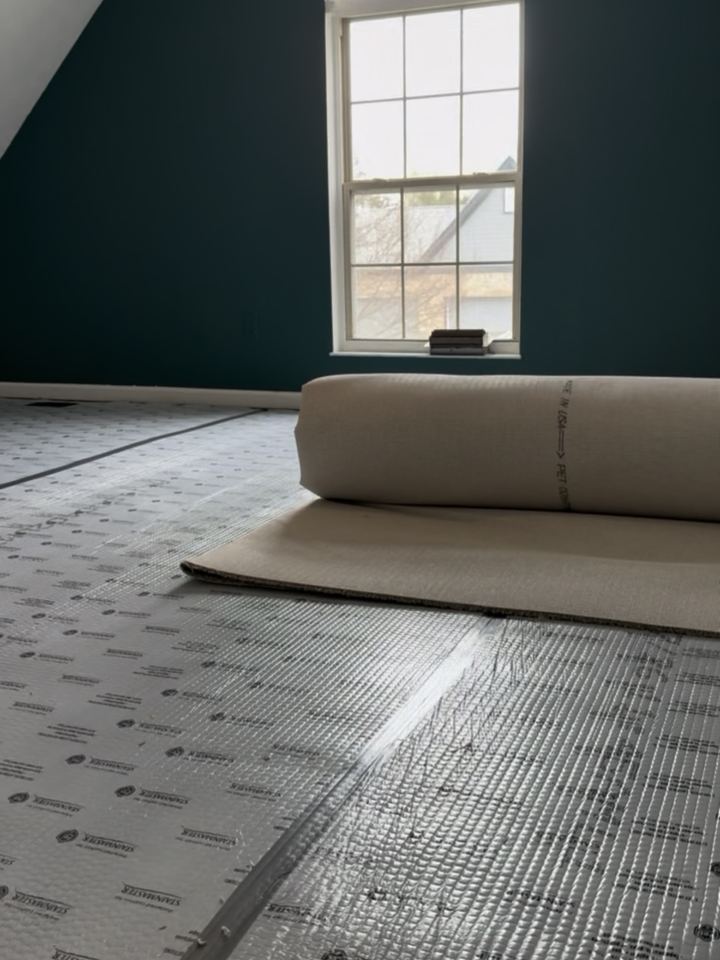 Step 3: carpet cut from the roll on site